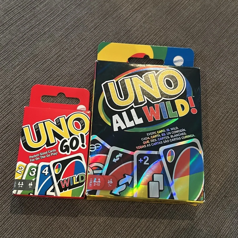 Uno Go pocket-sized Cards - for on the go play